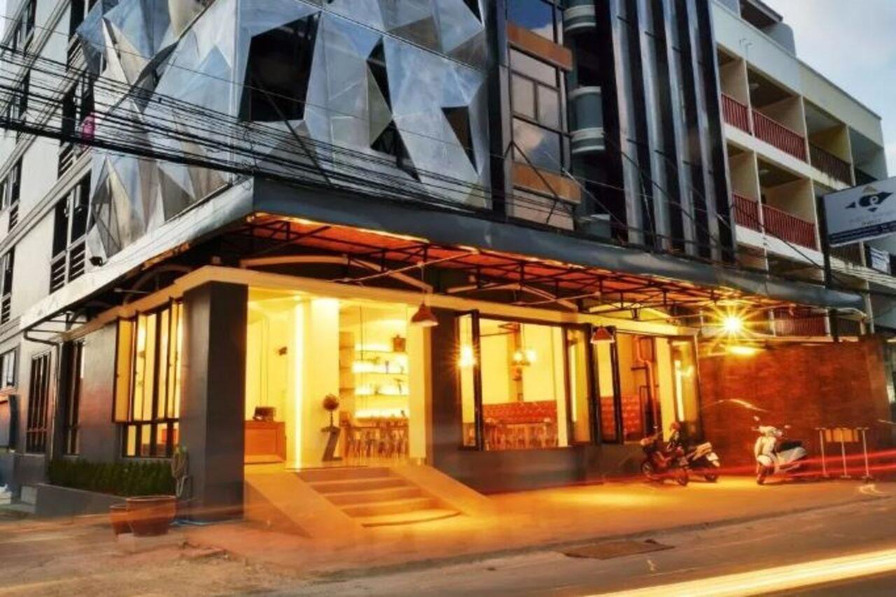 Forty Winks Phuket Hotel Patong Exterior foto