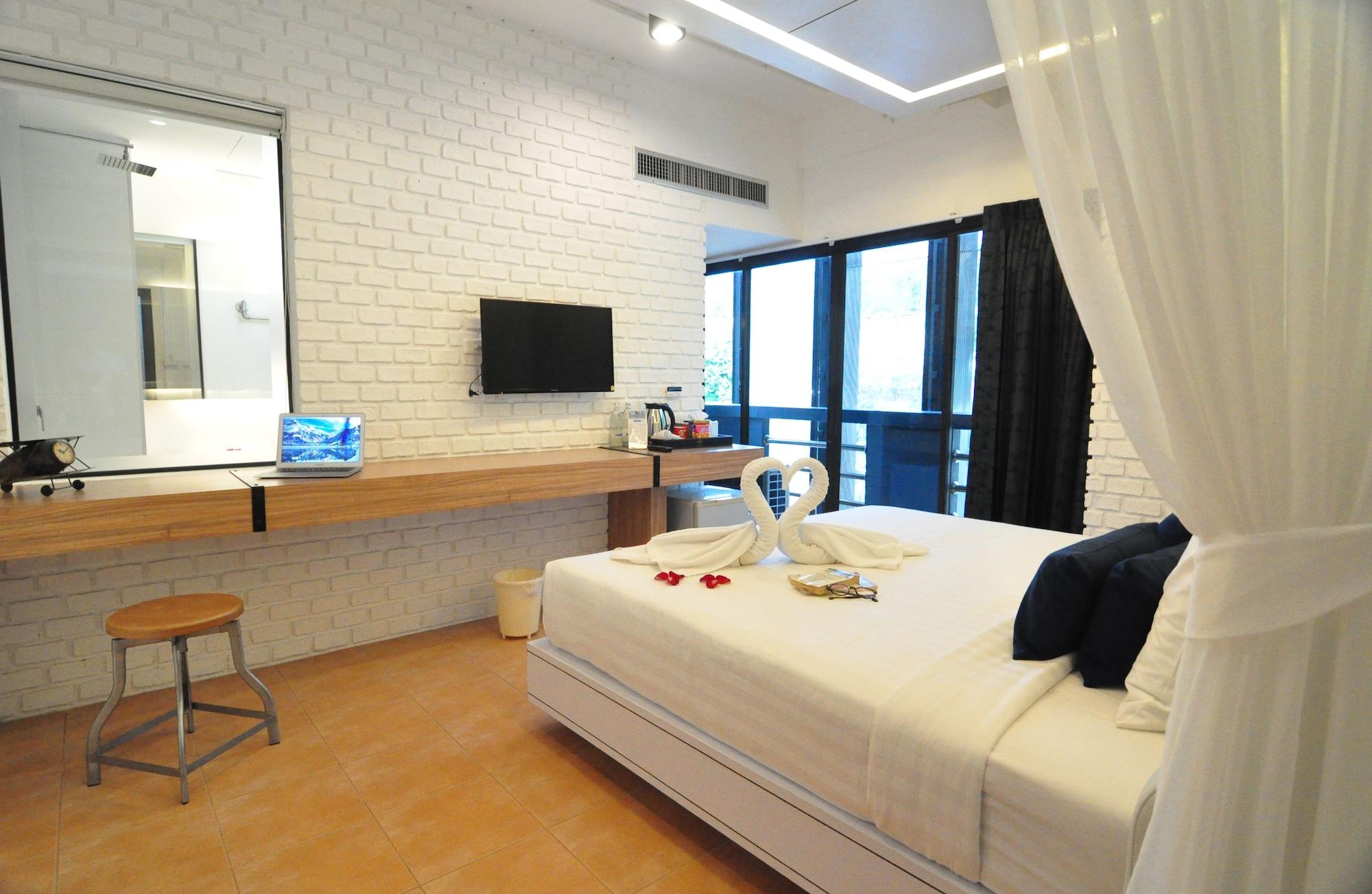 Forty Winks Phuket Hotel Patong Exterior foto