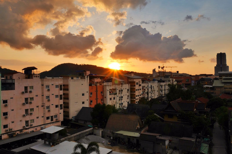 Forty Winks Phuket Hotel Patong Exterior foto